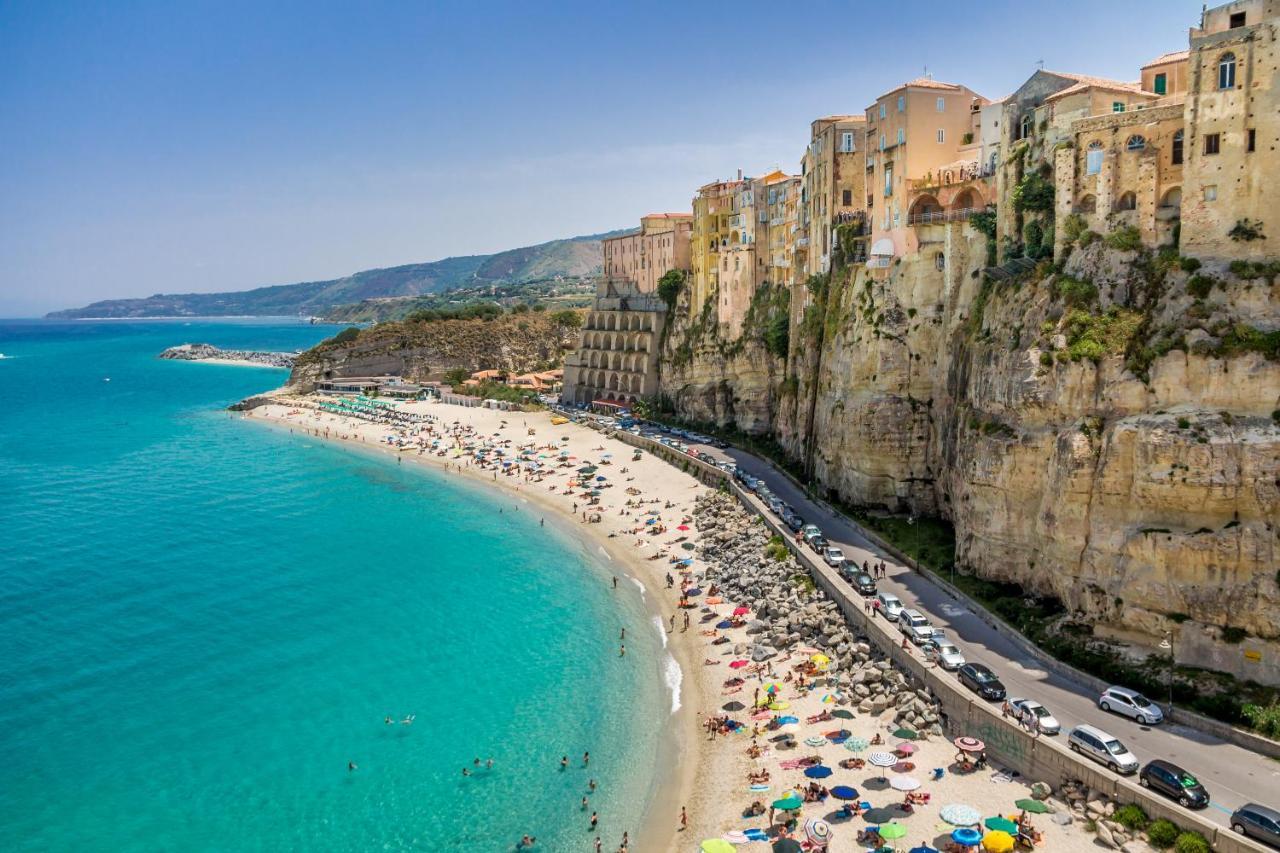 B&B The Sea - Family Rooms - Free Parking Tropea Eksteriør billede