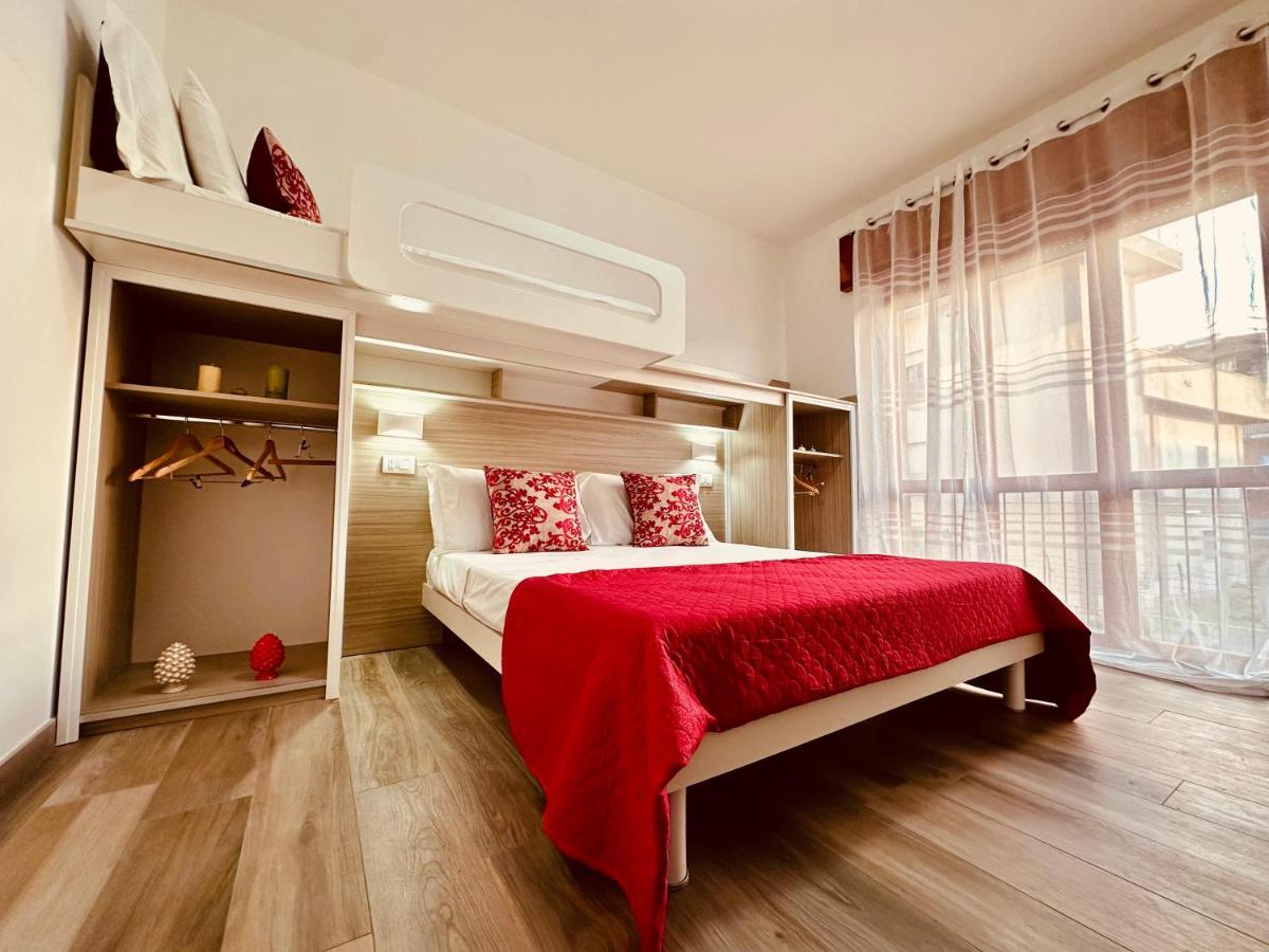 B&B The Sea - Family Rooms - Free Parking Tropea Eksteriør billede