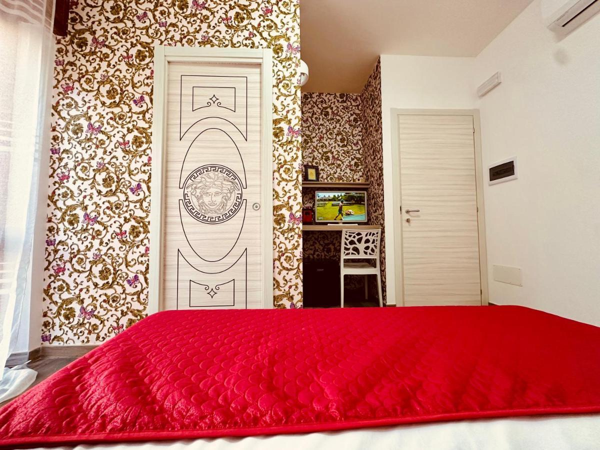 B&B The Sea - Family Rooms - Free Parking Tropea Eksteriør billede
